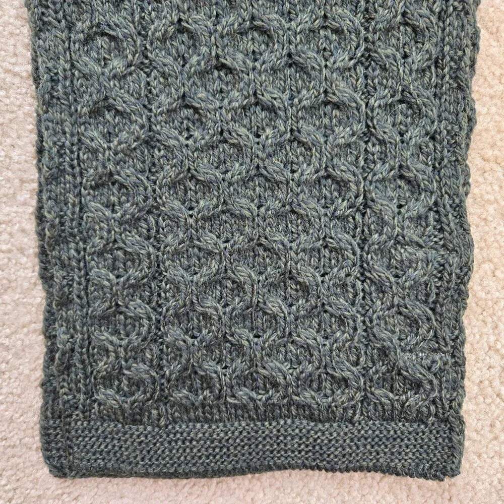 Aran Crafts 100% Merino Wool Green Mottled Heather Scarf Cable - Picture 2 of 8